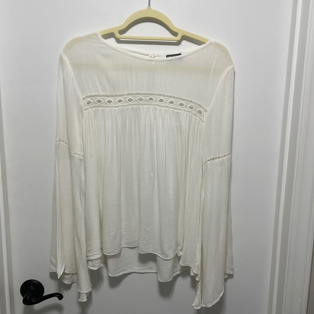 Earthbound Trading Co. White Bohemian Blouse Size Small